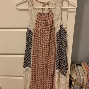 Women’s flowy summer dress